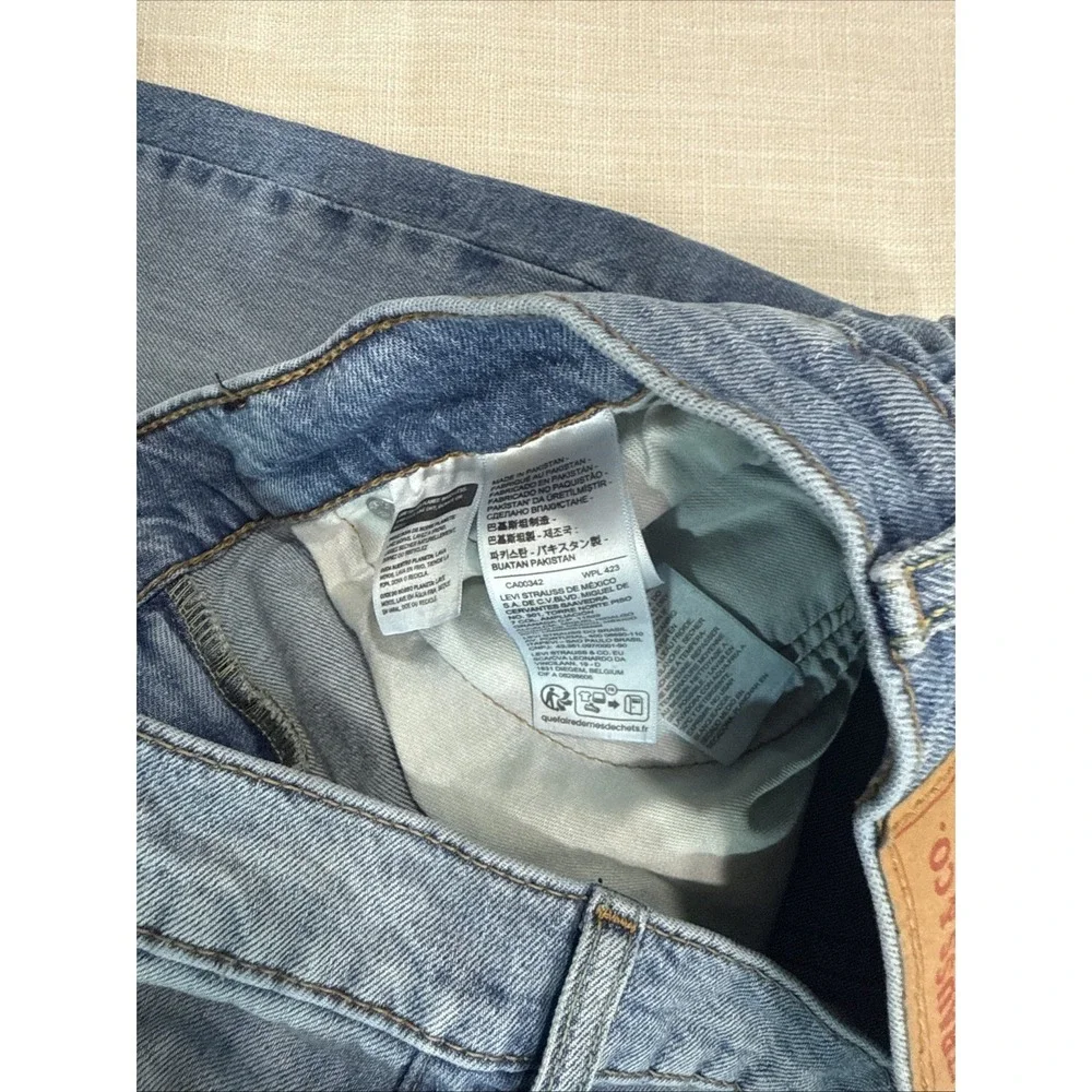 Levis 501‎ Jeans Mens 32x30 Blue Distressed Button Fly Straight Leg Ripped Denim